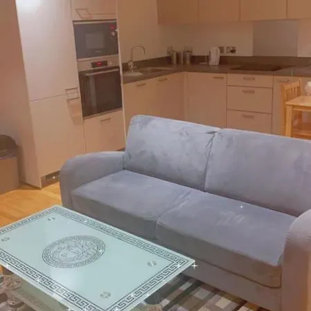 Weston Point Apartment